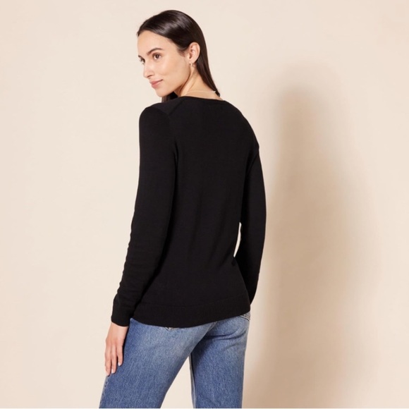 Women Classic Fit V-Neck Long Sleeve Sweater Size M - Picture 2 of 5